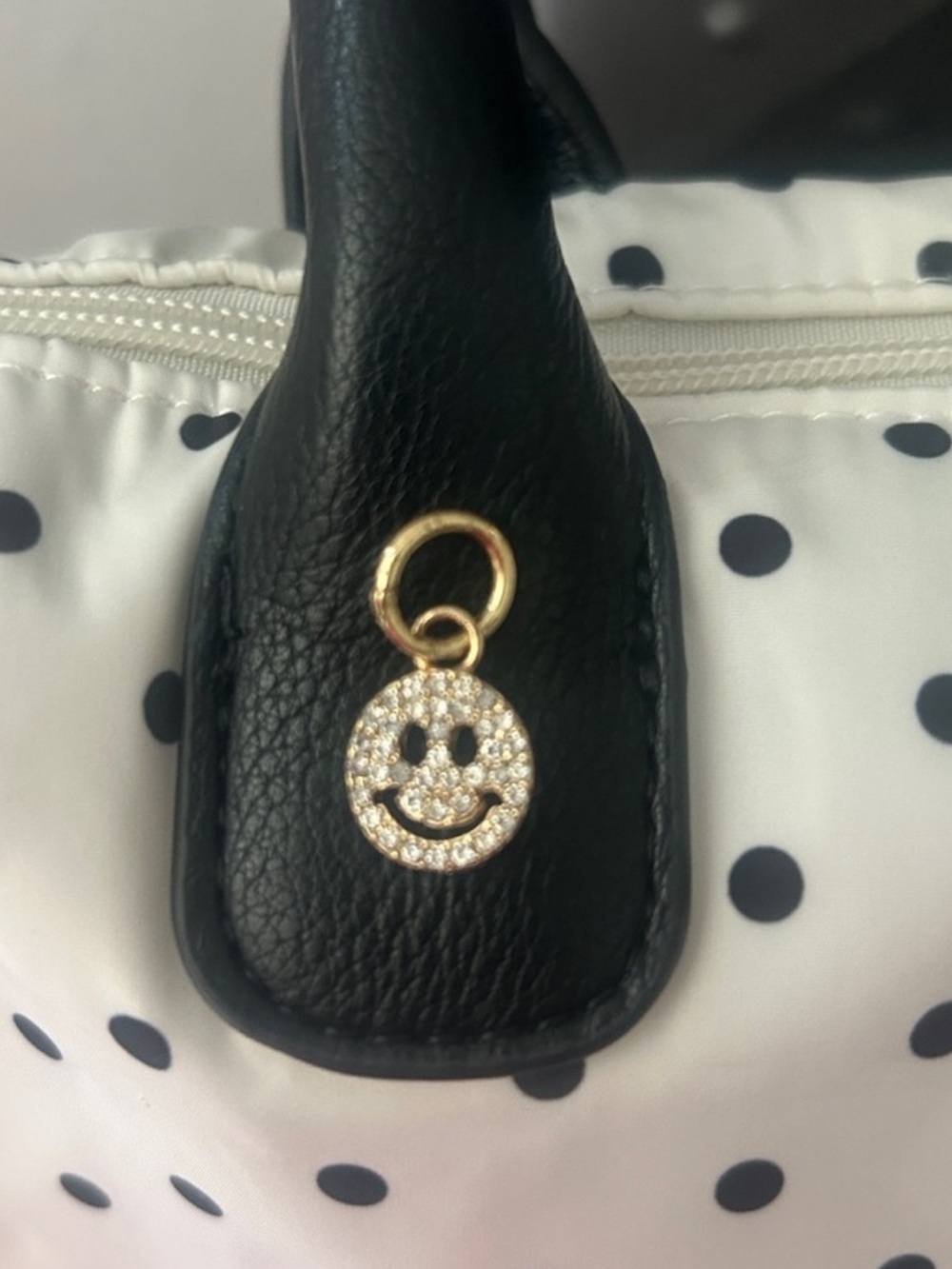 Smiley Face 😊 Bling Charm